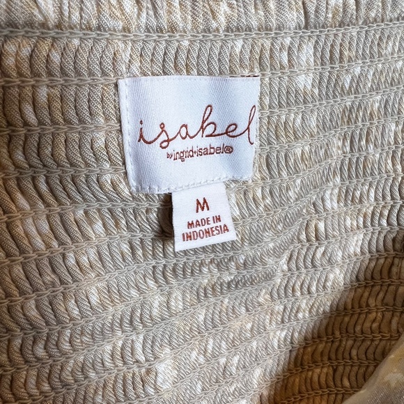 Ingrid+Isabel Tan Dress with a White Flower Patter Size M - Picture 2 of 9